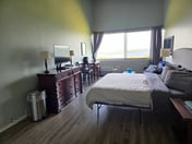 Concerts! Lake Winni Views! Kitchen! Pool! Hot Tub!