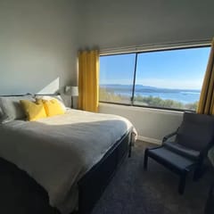 Lakeview Winni Condo w/ Kitchenette Weir’s Beach