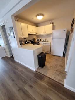 2 Bdrm Condo walking distance to Weirs Beach and much more!! - Image 3
