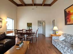 Spacious Cedar Lodge Condo with Private Balcony - Image 3