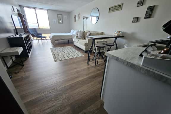 Cedar Lodge condo with mountain & lake Winnipesauke views! - Image 1
