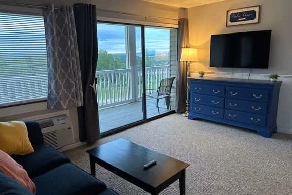 Lakeview Retret for the Whole Family - Image 1