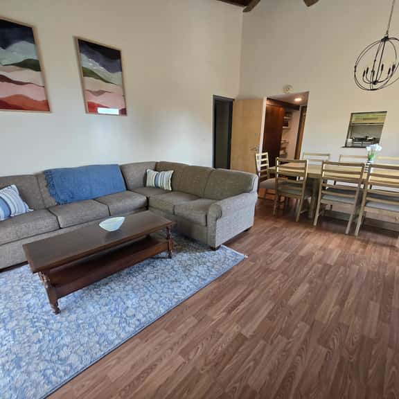 Spacious Family Condo close to Weirs - Image 1