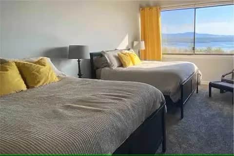 Lakeview Winni Condo w/ Kitchenette Weir’s Beach - Image 2