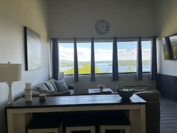 Million Dollar Views of Lake Winni Near it All! - Image 2