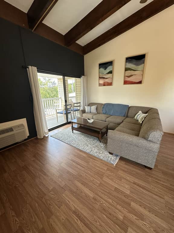 Weirs Beach Condo the Perfect Getaway Destination - Image 3
