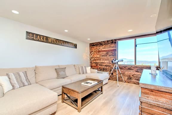 Cozy 1 Bedroom Condo with Lake Winni Views! - Image 1